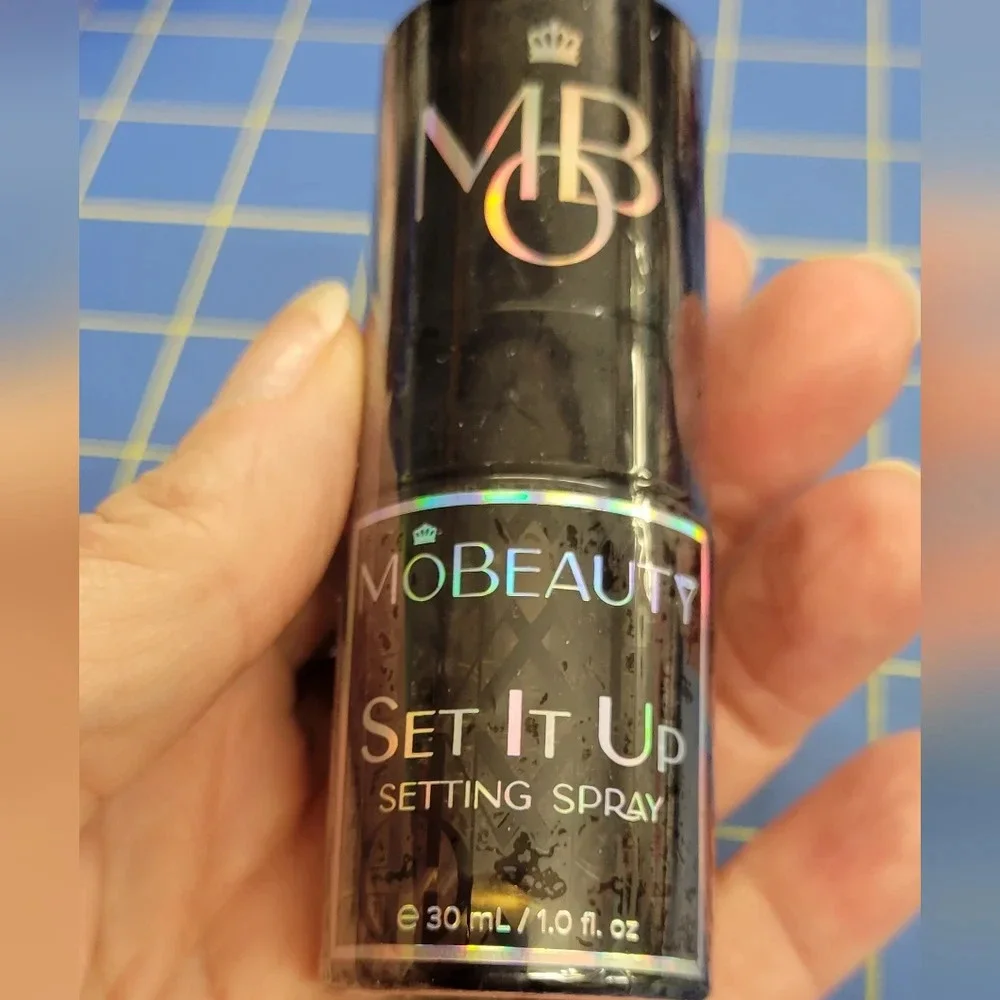 MOB MoBeauty 30ml Spray Set It Up Setting Spray New Sealed Bottle